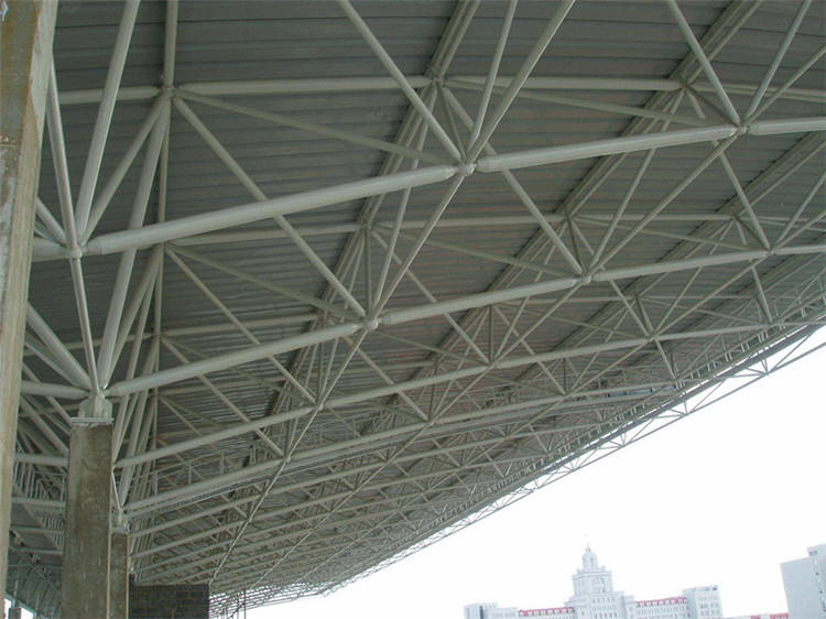 梅河口学院体育场网架工程