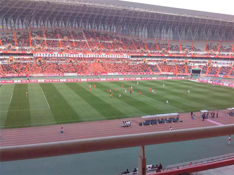 梅河口体育场看台网架加工